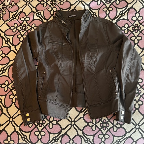 Express Jacket! - Picture 3 of 12